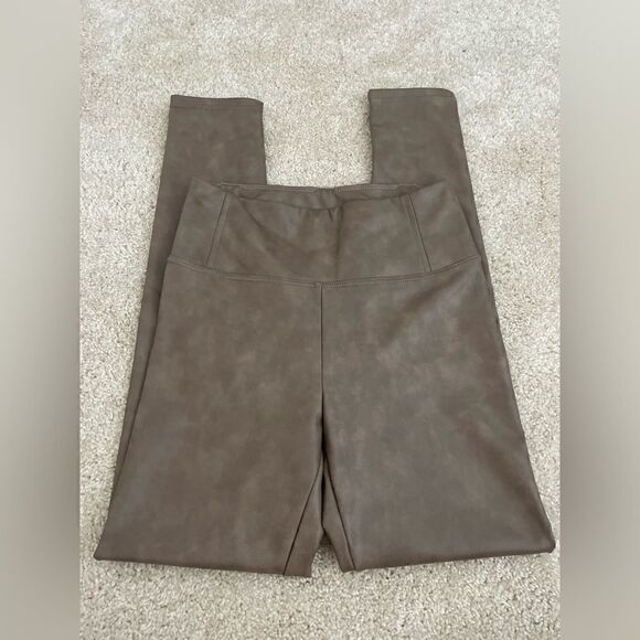 AVEC LES FILLES Crackle Faux Leather Leggings - Picture 1 of 2